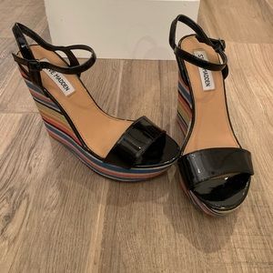 Steve Madden Black Wedges